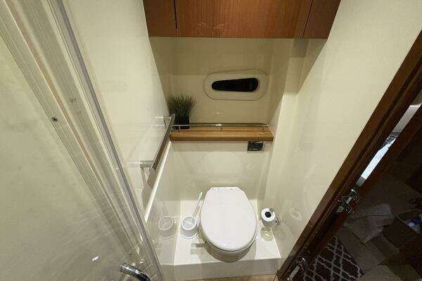 Sea Ray 470 Sundancer Yacht For Sale