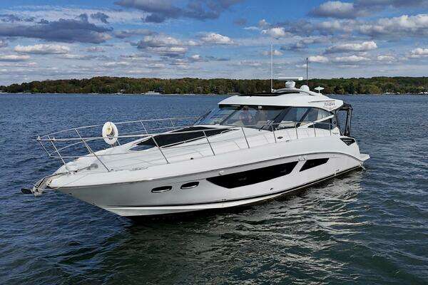Sea Ray 470 Sundancer Yacht For Sale