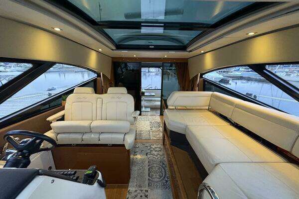 Sea Ray 470 Sundancer Yacht For Sale