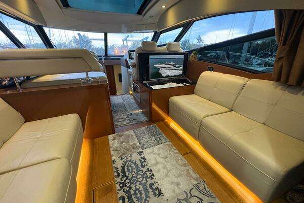 Sea Ray 470 Sundancer Yacht For Sale