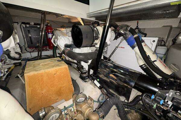 Sea Ray 470 Sundancer Yacht For Sale