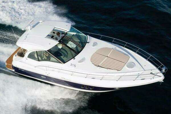 Cruisers Yachts 430 Sports Coupe Yacht For Sale