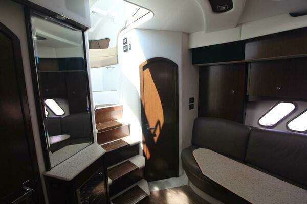 Cruisers Yachts 430 Sports Coupe Yacht For Sale