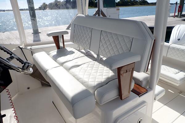 28ft Pursuit Yacht For Sale 28ft Pursuit Yacht For Sale