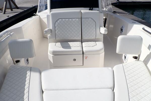 28ft Pursuit Yacht For Sale 28ft Pursuit Yacht For Sale