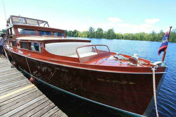Photo of the 1930 Chris-Craft Commuter "Allez"