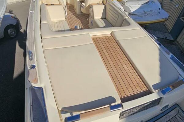 25ft Chris Craft Yacht For Sale