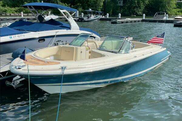 25-ft-Chris-Craft-2011-25 Launch-St. Clair Shores Michigan United States yacht for sale