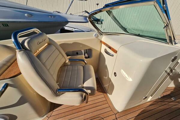 25ft Chris Craft Yacht For Sale