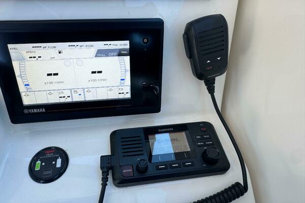 In Pursuit 32ft Pursuit Yacht For Sale