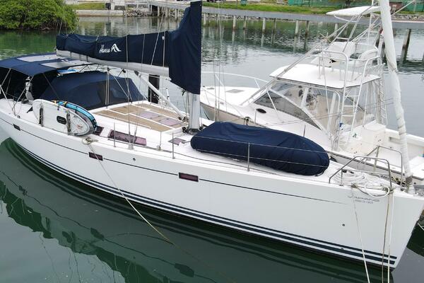 Vapiano 47ft Hanse Yacht For Sale