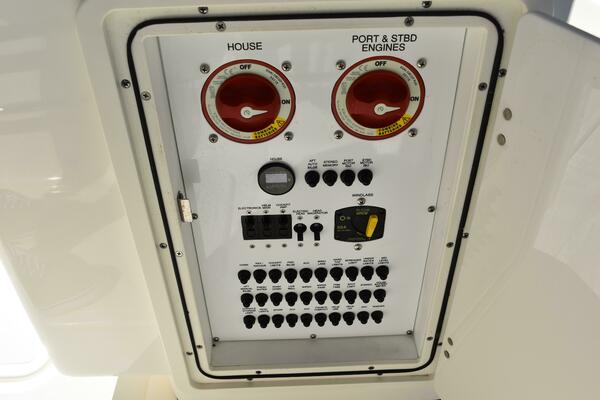 26ft Pursuit Yacht For Sale