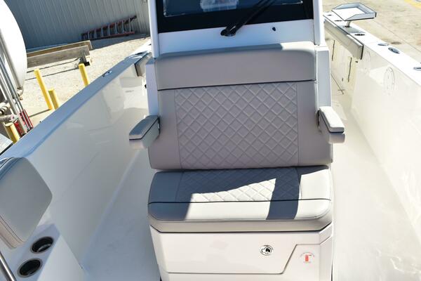 26ft Pursuit Yacht For Sale