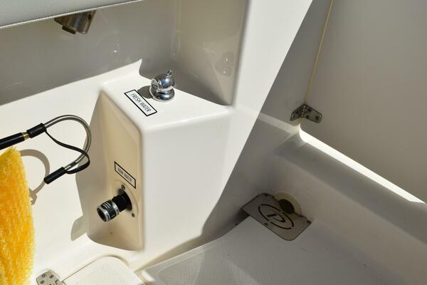 26ft Pursuit Yacht For Sale