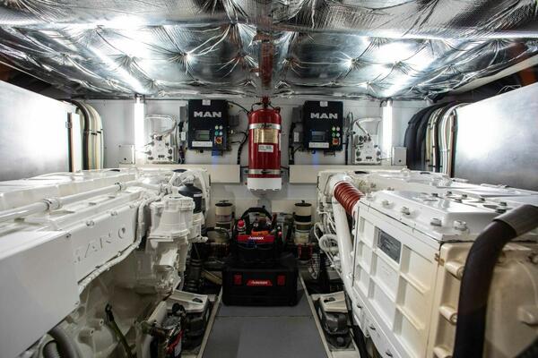 ACQUA 55ft MAN Yacht For Sale ACQUA 55ft MAN Yacht For Sale