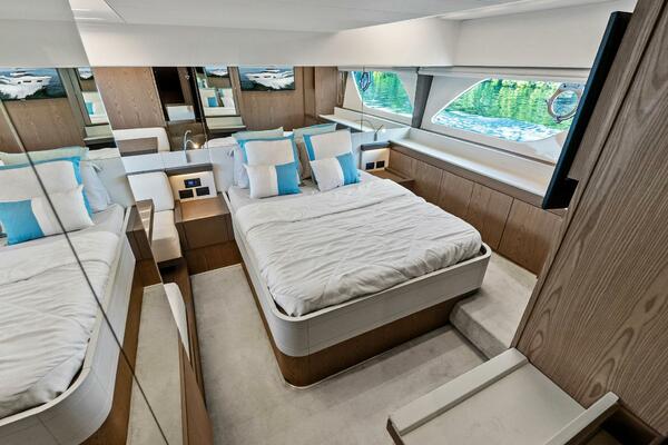 ACQUA 55ft Ferretti Yachts Yacht For Sale