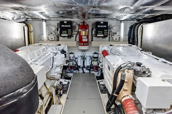 ACQUA 55ft Ferretti Yachts Yacht For Sale