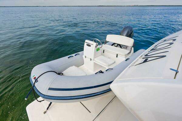 MAN 800 Yacht For Sale