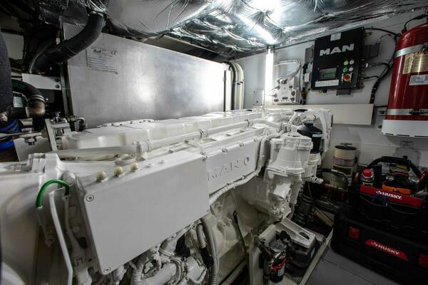 ACQUA 55ft MAN Yacht For Sale ACQUA 55ft MAN Yacht For Sale