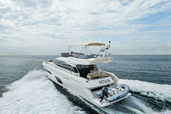 MAN 800 Yacht For Sale
