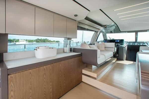 ACQUA 55ft MAN Yacht For Sale ACQUA 55ft MAN Yacht For Sale