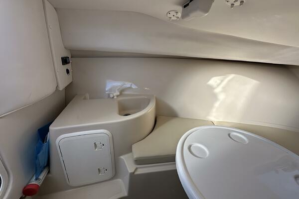 23ft Wellcraft Yacht For Sale