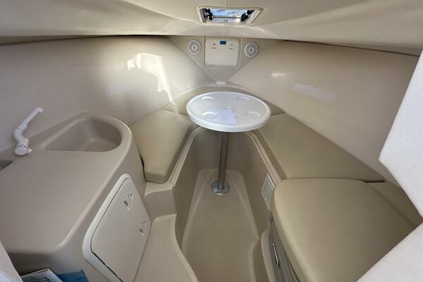 23ft Wellcraft Yacht For Sale