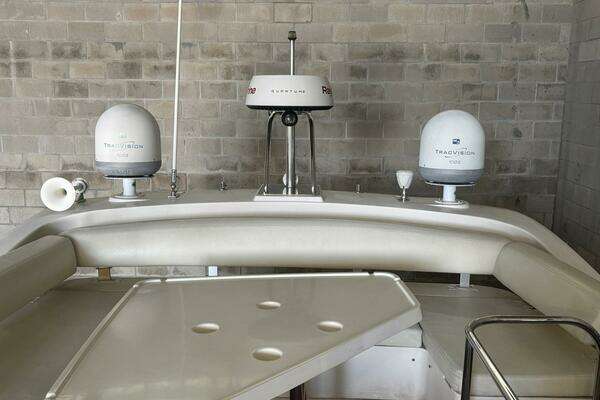 Azimut 43 Yacht For Sale