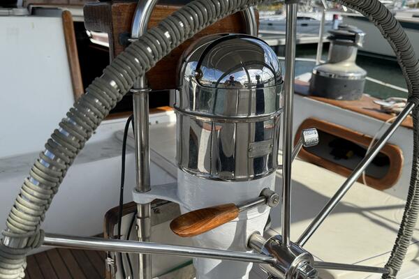 Maratime 41ft Bristol Yacht For Sale Maratime 41ft Bristol Yacht For Sale