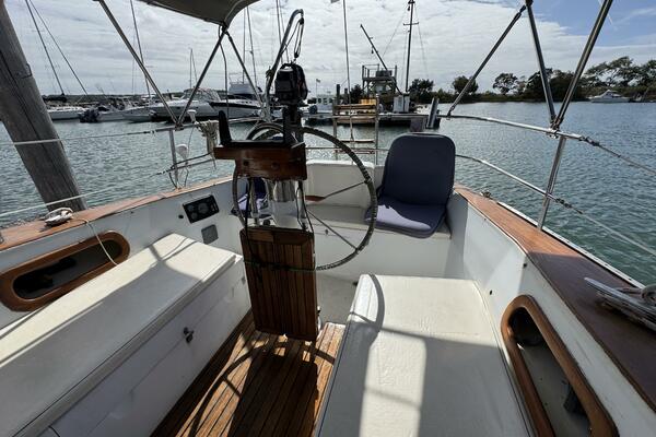 Maratime 41ft Bristol Yacht For Sale Maratime 41ft Bristol Yacht For Sale
