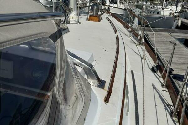 Maratime 41ft Bristol Yacht For Sale Maratime 41ft Bristol Yacht For Sale