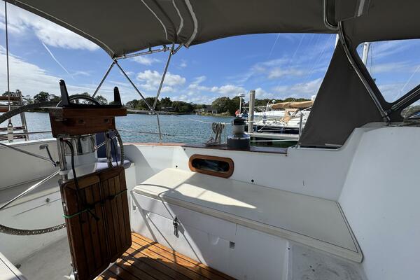 Maratime 41ft Bristol Yacht For Sale Maratime 41ft Bristol Yacht For Sale