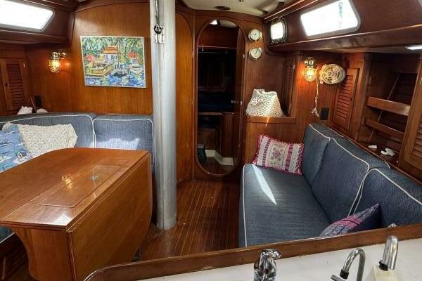 Maratime 41ft Bristol Yacht For Sale Maratime 41ft Bristol Yacht For Sale