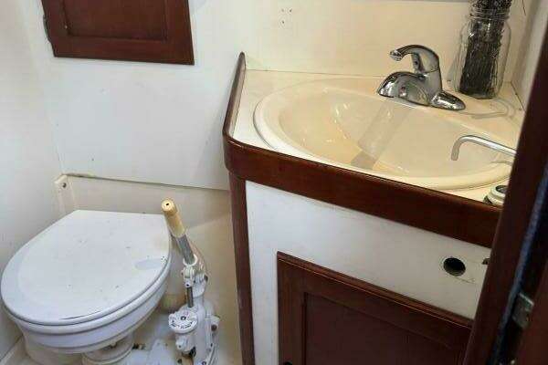 Photo of the 1986 Bristol  "Maratime"