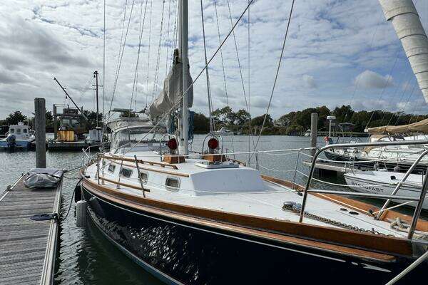 Photo of the 1986 Bristol  "Maratime"