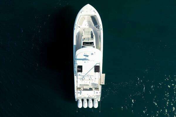 Pursuit S428 Yacht For Sale