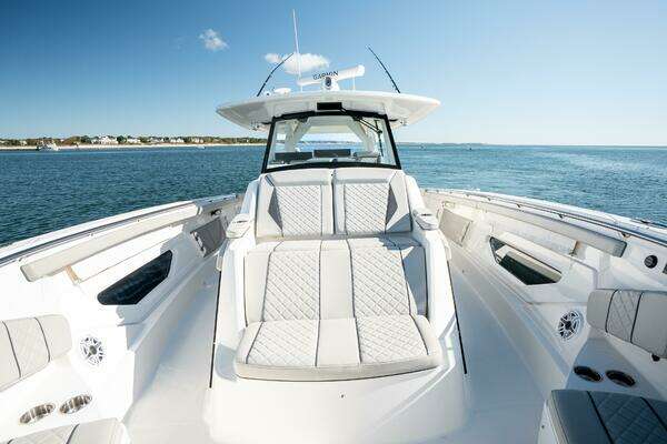 Pursuit S428 Yacht For Sale