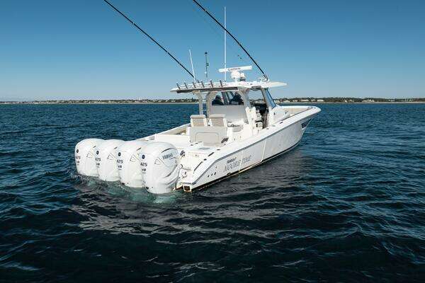 Pursuit S428 Yacht For Sale