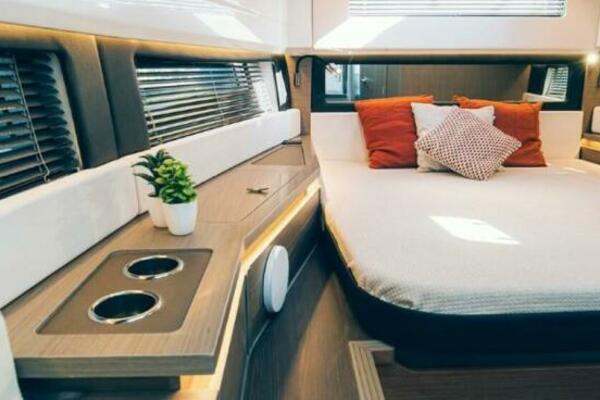 38ft Wellcraft Yacht For Sale