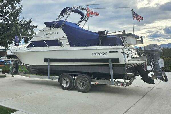 26-ft-Skipjack-1997-262 Flybridge-Salt Shaker-Salmon Arm British Columbia Canada yacht for sale