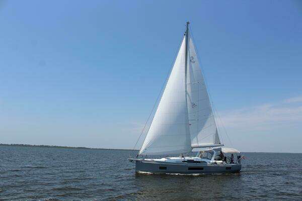 46-ft-Beneteau-2020-46.1-Fat Bottom Girl Yorktown Virginia United States  yacht for sale