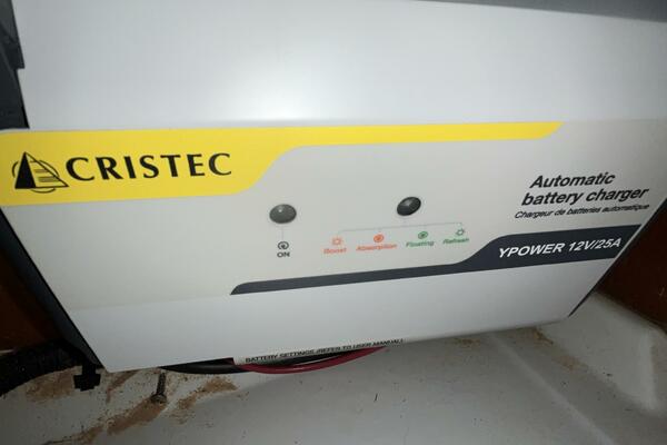 Fat Bottom Girl 46ft Beneteau Yacht For Sale