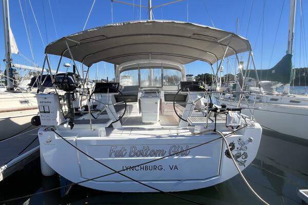 Fat Bottom Girl 46ft Beneteau Yacht For Sale