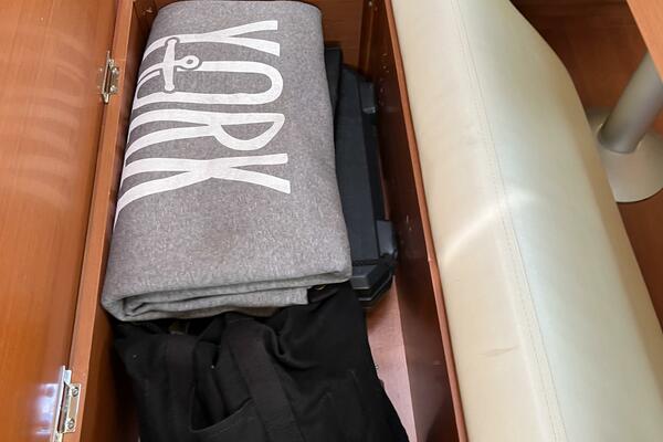 Fat Bottom Girl 46ft Beneteau Yacht For Sale