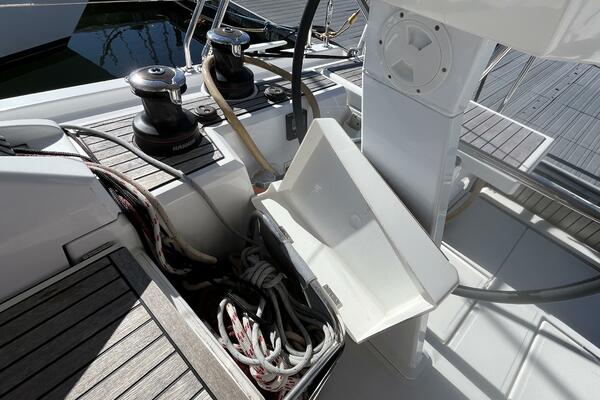 Fat Bottom Girl 46ft Beneteau Yacht For Sale