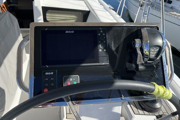 Fat Bottom Girl 46ft Beneteau Yacht For Sale