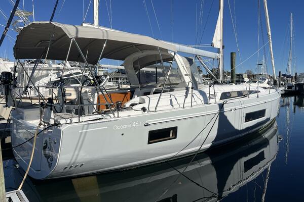 Fat Bottom Girl 46ft Beneteau Yacht For Sale