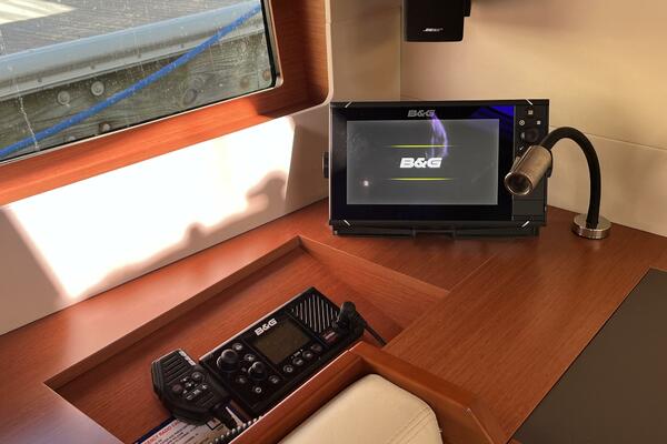 Fat Bottom Girl 46ft Beneteau Yacht For Sale