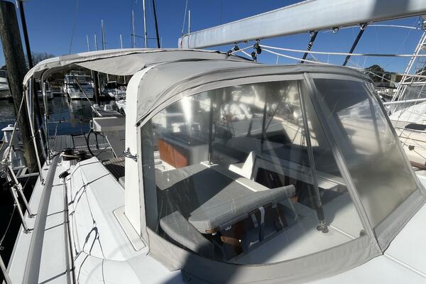 Fat Bottom Girl 46ft Beneteau Yacht For Sale