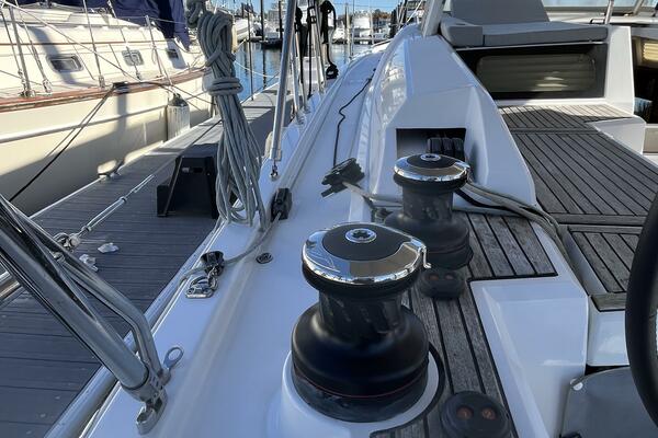 Fat Bottom Girl 46ft Beneteau Yacht For Sale